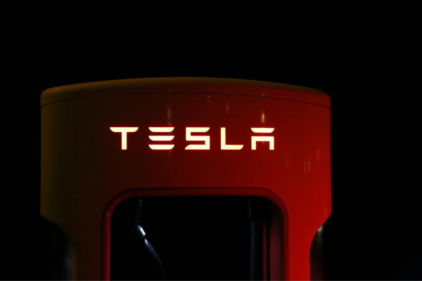 Tesla Supercharger in Los Angeles
